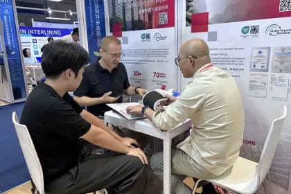 嘉興虹(UBL)インターライニング有限公司が、2026年秋号インターテキスタイル上海アパレルファブリックでイノベーションを披露